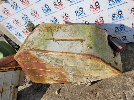 Ford 5000, 6000, 7000 Cab Rear Mudguard Fender Wide Type Rhs 82008463 - Крыло: фото 5 Ford 5000, 6000, 7000 Cab Rear Mudguard Fender Wide Type Rhs 82008463 - Крыло: фото 5