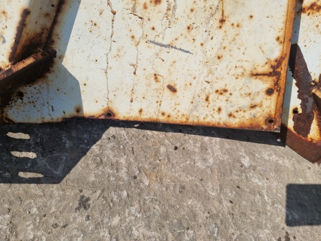 Ford 5000, 6000, 7000 Mudguard Pair As Pictures, 82008463, 82008463 - Крыло: фото 4 Ford 5000, 6000, 7000 Mudguard Pair As Pictures, 82008463, 82008463 - Крыло: фото 4