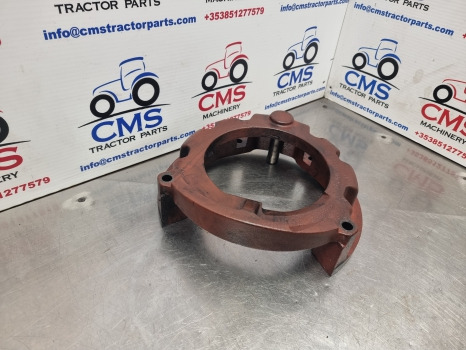 Ford 555, 7610 10 Series, Rear Axle Brake Housing Inner Plate Lhs D4nn2n100a - Задняя ось: фото 2 Ford 555, 7610 10 Series, Rear Axle Brake Housing Inner Plate Lhs D4nn2n100a - Задняя ось: фото 2