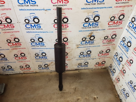 Ford 6610, 7710, 5610, 7610, 4400, 5340 Silencer Exhaust C7nn5230r, 81817063 - Глушитель/ Выхлопная система: фото 1 Ford 6610, 7710, 5610, 7610, 4400, 5340 Silencer Exhaust C7nn5230r, 81817063 - Глушитель/ Выхлопная система: фото 1