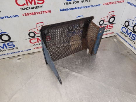 Ford 7910, 7810, 8210 Engine Side Guard, Shield Grill Cut, Parts E9nn19n710aa11b - Решётка радиатора: фото 4 Ford 7910, 7810, 8210 Engine Side Guard, Shield Grill Cut, Parts E9nn19n710aa11b - Решётка радиатора: фото 4