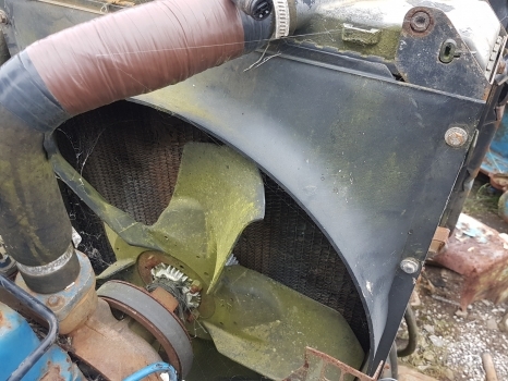 Ford 8340, 40 Series Engine Water Cooling Radiator 82015105, 82015099 - Радиатор для Тракторов: фото 3 Ford 8340, 40 Series Engine Water Cooling Radiator 82015105, 82015099 - Радиатор для Тракторов: фото 3