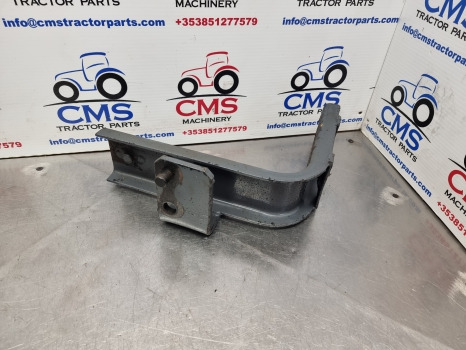 Ford 8340, 40 Series,fuel Tank Support Bracket Front E9nn9053ba14m, 83998744 - Топливный бак: фото 4 Ford 8340, 40 Series,fuel Tank Support Bracket Front E9nn9053ba14m, 83998744 - Топливный бак: фото 4