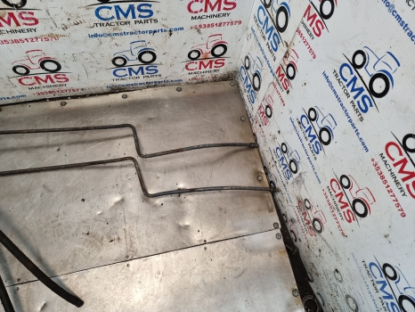 Ford 8340, 7840, 8240, Transmission Oil Cooler Pipes, Tubes 82006300, 82016764 - Радиатор: фото 3 Ford 8340, 7840, 8240, Transmission Oil Cooler Pipes, Tubes 82006300, 82016764 - Радиатор: фото 3