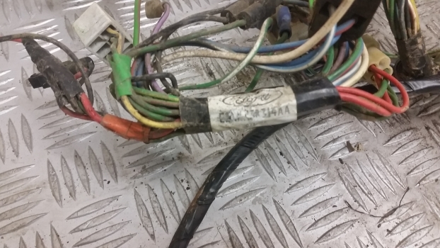 Ford Digger, Backhoe Loader 655, 550, 555 Fuse Box With Cab Electrical Wiring - Кабели/ Провода для Экскаваторов-погрузчиков: фото 5 Ford Digger, Backhoe Loader 655, 550, 555 Fuse Box With Cab Electrical Wiring - Кабели/ Провода для Экскаваторов-погрузчиков: фото 5