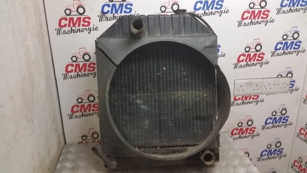 Ford Engine Water Cooling Radiator With Cowling 1 - Радиатор для Тракторов: фото 1 Ford Engine Water Cooling Radiator With Cowling 1 - Радиатор для Тракторов: фото 1