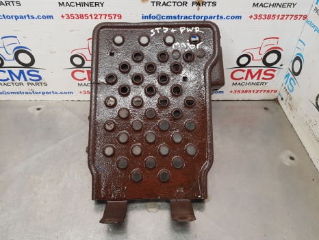 Ford Major, Super Major Cab Footstep Lh With Bracket E1addn16450a, E1adkn16472 - Система впуска: фото 1 Ford Major, Super Major Cab Footstep Lh With Bracket E1addn16450a, E1adkn16472 - Система впуска: фото 1
