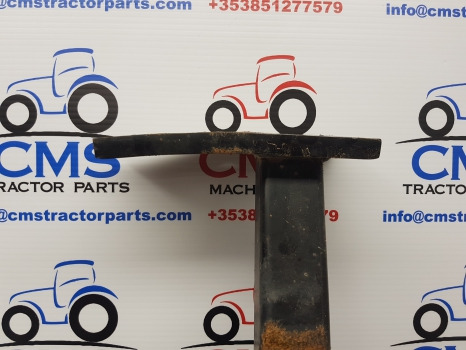 Ford New Holland 40, Ts Series, Ts110, 8340 Foot Step Lhs 82007896, 82007892 - Боковая подножка для Сельскохозяйственной техники: фото 3 Ford New Holland 40, Ts Series, Ts110, 8340 Foot Step Lhs 82007896, 82007892 - Боковая подножка для Сельскохозяйственной техники: фото 3