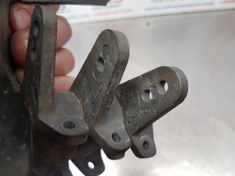 John Deere 6115m, 6m Series, Cab Shift Lever Bracket Al76483, Al173418, Al173417 - Кузов и экстерьер для Тракторов: фото 5 John Deere 6115m, 6m Series, Cab Shift Lever Bracket Al76483, Al173418, Al173417 - Кузов и экстерьер для Тракторов: фото 5