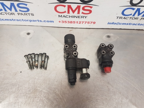 Kubota M5092 Hydraulic Valves 1621n2, M5092 - Гидравлика: фото 2 Kubota M5092 Hydraulic Valves 1621n2, M5092 - Гидравлика: фото 2