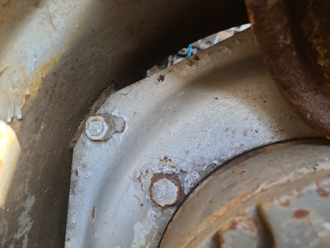 Massey Ferguson 265, 275, 290, 690, 699 Front Wheel Centre Dish 13.6r24 - Шины и диски для Сельскохозяйственной техники: фото 3 Massey Ferguson 265, 275, 290, 690, 699 Front Wheel Centre Dish 13.6r24 - Шины и диски для Сельскохозяйственной техники: фото 3