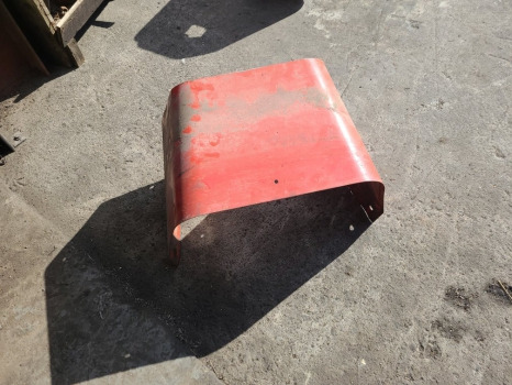Massey Ferguson 265, 275, 290 Dash Panel Cover Option With Cab - Кабина и интерьер: фото 1 Massey Ferguson 265, 275, 290 Dash Panel Cover Option With Cab - Кабина и интерьер: фото 1