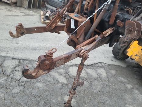 Massey Ferguson 4255 Lift Arm Rhs - Рама/ Шасси для Сельскохозяйственной техники: фото 2 Massey Ferguson 4255 Lift Arm Rhs - Рама/ Шасси для Сельскохозяйственной техники: фото 2