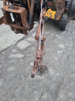 Massey Ferguson 4255 Lift Arm Rhs - Рама/ Шасси для Сельскохозяйственной техники: фото 1 Massey Ferguson 4255 Lift Arm Rhs - Рама/ Шасси для Сельскохозяйственной техники: фото 1