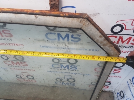 Massey Ferguson 50b Cab Rear Window Assy Mf50b - Стекло и запчасти для Экскаваторов-погрузчиков: фото 2 Massey Ferguson 50b Cab Rear Window Assy Mf50b - Стекло и запчасти для Экскаваторов-погрузчиков: фото 2