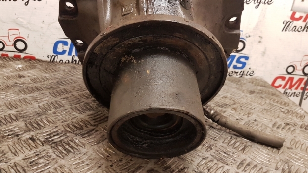 Massey Ferguson 8150, 8160 Front Axle Differential Housing Support 3429929m93 - Дифференциал для Тракторов: фото 5 Massey Ferguson 8150, 8160 Front Axle Differential Housing Support 3429929m93 - Дифференциал для Тракторов: фото 5