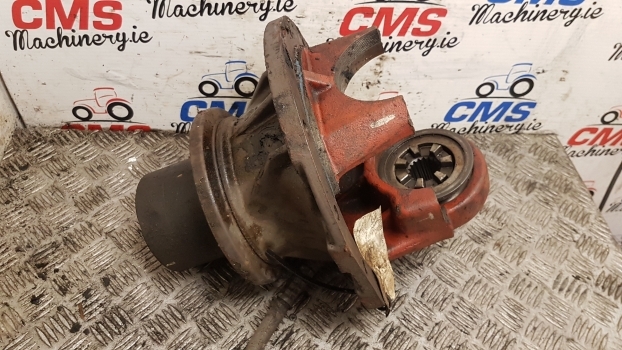 Massey Ferguson 8150, 8160 Front Axle Differential Housing Support 3429929m93 - Дифференциал для Тракторов: фото 1 Massey Ferguson 8150, 8160 Front Axle Differential Housing Support 3429929m93 - Дифференциал для Тракторов: фото 1