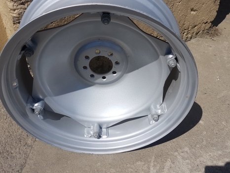 Massey Ferguson, Fordson, Ford, David Brown Rear Wheel Assembly W10x28 - Колесный диск для Тракторов: фото 5 Massey Ferguson, Fordson, Ford, David Brown Rear Wheel Assembly W10x28 - Колесный диск для Тракторов: фото 5