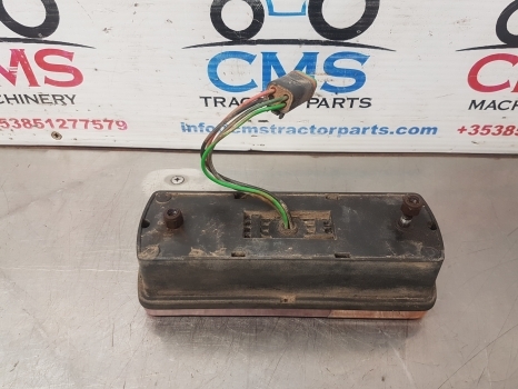 Mccormick Mc115, Mc95, Mc115 Rear Tail Ligh 418699a1, 418700a1 - Задний фонарь для Тракторов: фото 2 Mccormick Mc115, Mc95, Mc115 Rear Tail Ligh 418699a1, 418700a1 - Задний фонарь для Тракторов: фото 2