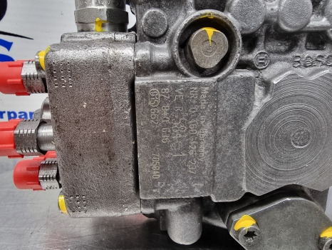 New Holland 8360, Fiat M135 Fuel Injector Pump Refurbished 0460426237, 87840636 - Распределитель впрыска: фото 3 New Holland 8360, Fiat M135 Fuel Injector Pump Refurbished 0460426237, 87840636 - Распределитель впрыска: фото 3