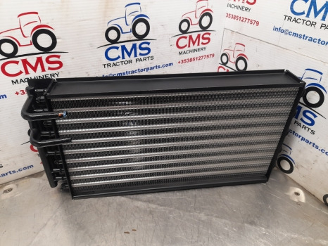 New Holland Case Fiat Ford Tm, Mxm, 60, M Transmission Oil Cooler 82000903 - Радиатор: фото 4 New Holland Case Fiat Ford Tm, Mxm, 60, M Transmission Oil Cooler 82000903 - Радиатор: фото 4