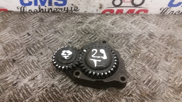New Holland T5.100, T5.110, T5.120 Engine Oil Pump 5801365117 - Масляный насос для Тракторов: фото 1 New Holland T5.100, T5.110, T5.120 Engine Oil Pump 5801365117 - Масляный насос для Тракторов: фото 1
