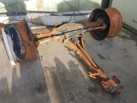 New Holland T5.120 Front Axle 47657847, 47657849, 47800158, 47525228, 47805051 - Передняя ось: фото 1 New Holland T5.120 Front Axle 47657847, 47657849, 47800158, 47525228, 47805051 - Передняя ось: фото 1