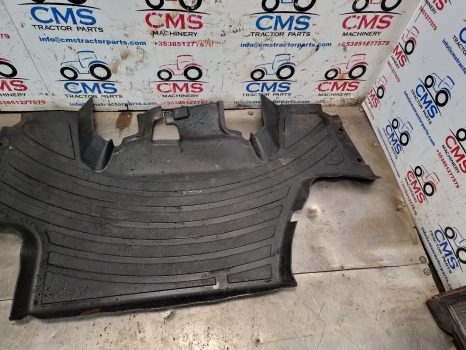 New Holland T5.95, T5, Case Farmall Series, Cab Floor Mat 84549405, 47380803 - Кабина и интерьер: фото 2 New Holland T5.95, T5, Case Farmall Series, Cab Floor Mat 84549405, 47380803 - Кабина и интерьер: фото 2
