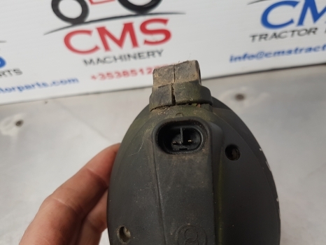 New Holland T5.95, T5, T4 Work Lamp Rhs 84279202 - Свет/ Освещение для Тракторов: фото 3 New Holland T5.95, T5, T4 Work Lamp Rhs 84279202 - Свет/ Освещение для Тракторов: фото 3