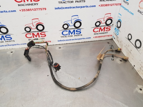 New Holland T6010, T6000, T7000, T7, Tail Light Wiring Loom 87313641 - Кабели/ Провода: фото 1 New Holland T6010, T6000, T7000, T7, Tail Light Wiring Loom 87313641 - Кабели/ Провода: фото 1