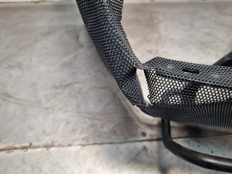 New Holland T7.200, T6030, T7.190, T7.195,t6050 Front Grille 87727716, 87727714 - Решётка радиатора: фото 4 New Holland T7.200, T6030, T7.190, T7.195,t6050 Front Grille 87727716, 87727714 - Решётка радиатора: фото 4