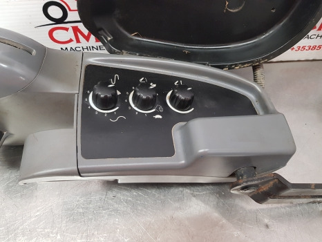 New Holland T7030, T7000, T7, T6, Armrest Assy, Eletronic Unit Control 82032897 - Блок управления: фото 3 New Holland T7030, T7000, T7, T6, Armrest Assy, Eletronic Unit Control 82032897 - Блок управления: фото 3