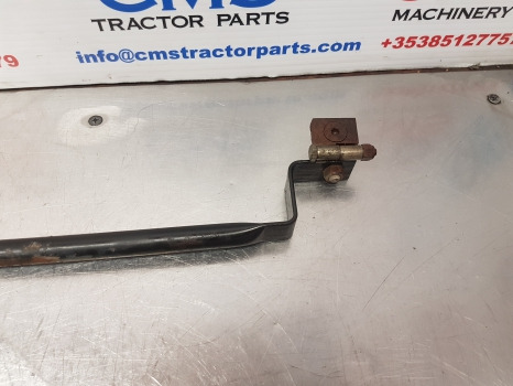 New Holland T7040, T7000, Cooler Handle Assy 84203263, 87619639 - Радиатор: фото 3 New Holland T7040, T7000, Cooler Handle Assy 84203263, 87619639 - Радиатор: фото 3