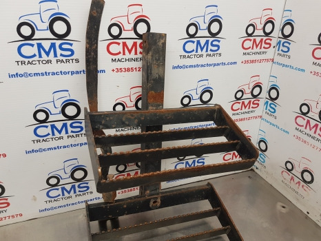 New Holland Tm, 60, Mxm, Fiat M Series, Foot Step Lhs 82009071, 82034455 - Боковая подножка для Сельскохозяйственной техники: фото 2 New Holland Tm, 60, Mxm, Fiat M Series, Foot Step Lhs 82009071, 82034455 - Боковая подножка для Сельскохозяйственной техники: фото 2