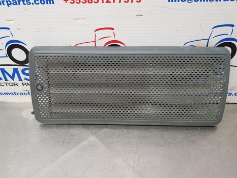 New Holland Tm150, 140, 190 Ts110, Ts115, Ts90 Speaker Grille 82016735 - Кабина и интерьер: фото 1 New Holland Tm150, 140, 190 Ts110, Ts115, Ts90 Speaker Grille 82016735 - Кабина и интерьер: фото 1