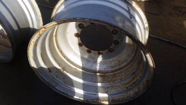 Old Stock Old Stock Front Rim 15 X 30 - Колесный диск для Тракторов: фото 2 Old Stock Old Stock Front Rim 15 X 30 - Колесный диск для Тракторов: фото 2