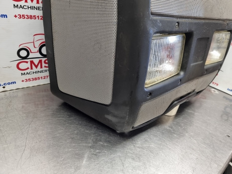 Valtra 600, 700, 800, A65, A75 Series Nose Cone Grille, Grill Panel V33371410 - Решётка радиатора: фото 4 Valtra 600, 700, 800, A65, A75 Series Nose Cone Grille, Grill Panel V33371410 - Решётка радиатора: фото 4