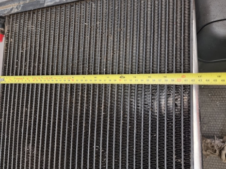 Valtra 6400, 6000, 8000, Xl Series, Oil Cooler V34224200, 34224200 - Радиатор: фото 5 Valtra 6400, 6000, 8000, Xl Series, Oil Cooler V34224200, 34224200 - Радиатор: фото 5
