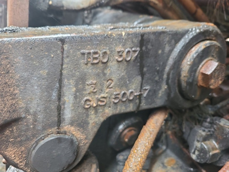 Valtra S230, S240, S260, S280 Crossshaft Arm Rhs Tbo 307, V34003800 - Подвеска: фото 2 Valtra S230, S240, S260, S280 Crossshaft Arm Rhs Tbo 307, V34003800 - Подвеска: фото 2
