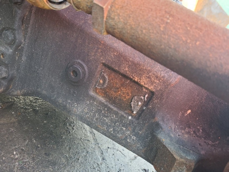 Valtra S374 Dana Spicer 770/624 Front Axle Housing 7700170801 - Передняя ось: фото 3 Valtra S374 Dana Spicer 770/624 Front Axle Housing 7700170801 - Передняя ось: фото 3