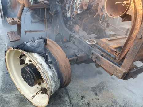 Zetor Proxima 8441 Front, Rear Axle, Engine, Transmission, Hydraulic, Lift Parts - Двигатель и запчасти: фото 4 Zetor Proxima 8441 Front, Rear Axle, Engine, Transmission, Hydraulic, Lift Parts - Двигатель и запчасти: фото 4