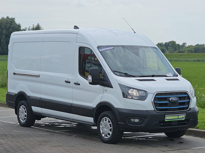 Ford E-Transit 68 Kwh elektrisch - Цельнометаллический фургон, Электрический фургон: фото 4 Ford E-Transit 68 Kwh elektrisch - Цельнометаллический фургон, Электрический фургон: фото 4