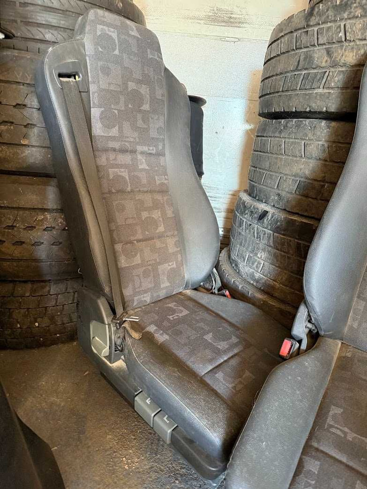 Foteli siedzenia komplet Mercedes Actros nowe - Сиденье для Грузовиков: фото 2 Foteli siedzenia komplet Mercedes Actros nowe - Сиденье для Грузовиков: фото 2