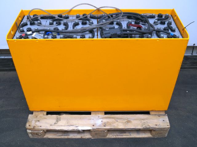 Jungheinrich unknown | Battery 48V775Ah 05-EPZS775SC Year 2024 weight 1135 kg sn - Аккумулятор для Погрузочно-разгрузочной техники: фото 1 Jungheinrich unknown | Battery 48V775Ah 05-EPZS775SC Year 2024 weight 1135 kg sn - Аккумулятор для Погрузочно-разгрузочной техники: фото 1