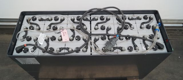 Jungheinrich unknown | Battery 48V775Ah 05-EPZS775SL Year 2022 weight 1141 kg sn - Аккумулятор для Погрузочно-разгрузочной техники: фото 3 Jungheinrich unknown | Battery 48V775Ah 05-EPZS775SL Year 2022 weight 1141 kg sn - Аккумулятор для Погрузочно-разгрузочной техники: фото 3