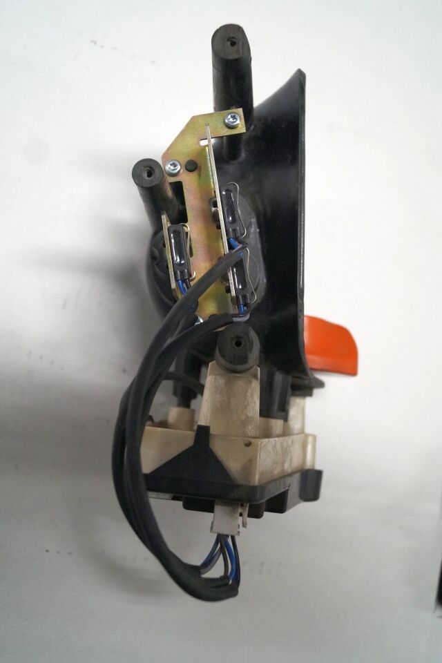 Linde 1443605100 | Rijschakelaar Control handle Control module - Подрулевой переключатель для Погрузочно-разгрузочной техники: фото 3 Linde 1443605100 | Rijschakelaar Control handle Control module - Подрулевой переключатель для Погрузочно-разгрузочной техники: фото 3