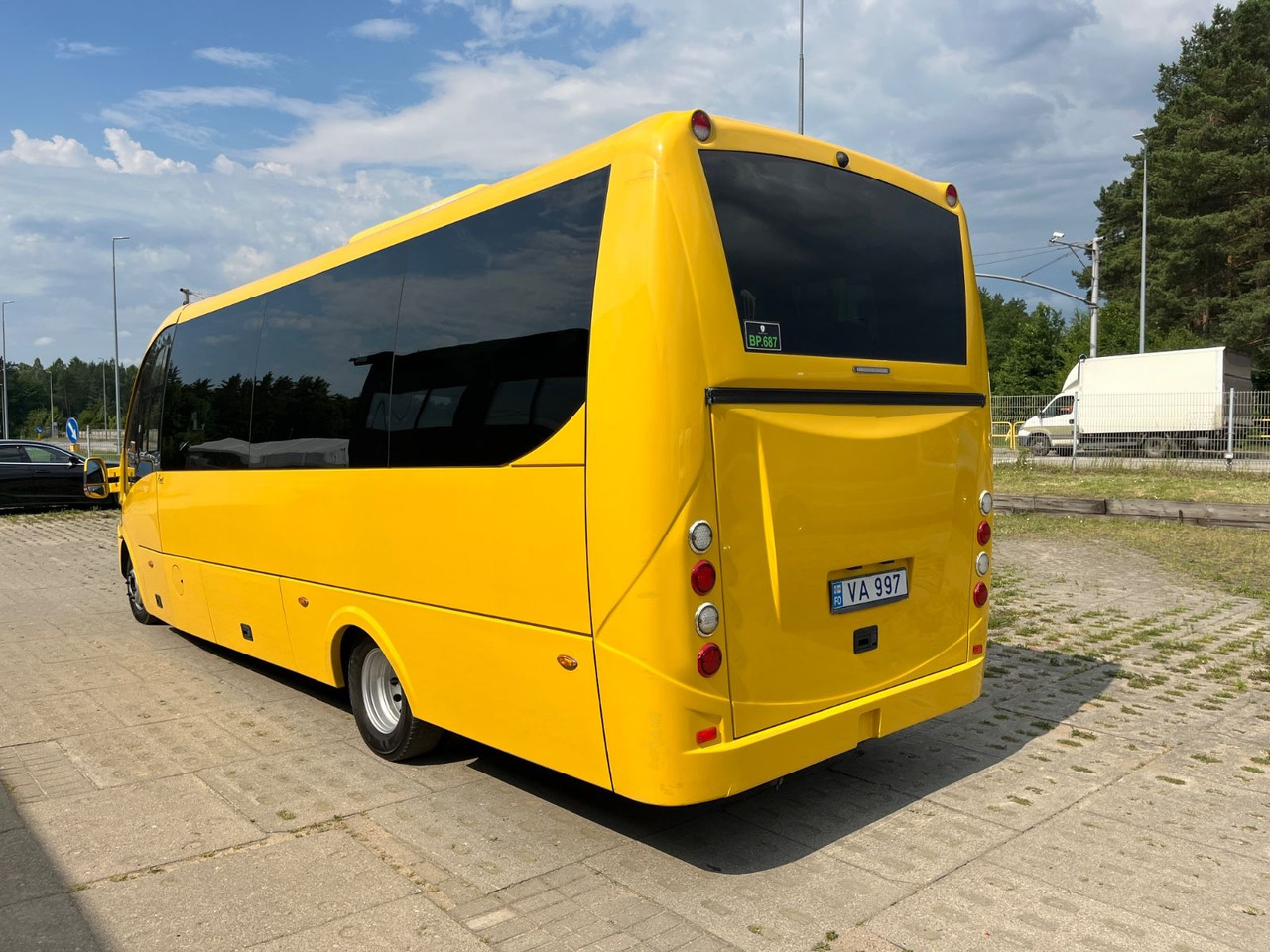 Iveco Rosero First / 24+1+1 / Telma/ EURO6 - Туристический автобус: фото 5 Iveco Rosero First / 24+1+1 / Telma/ EURO6 - Туристический автобус: фото 5