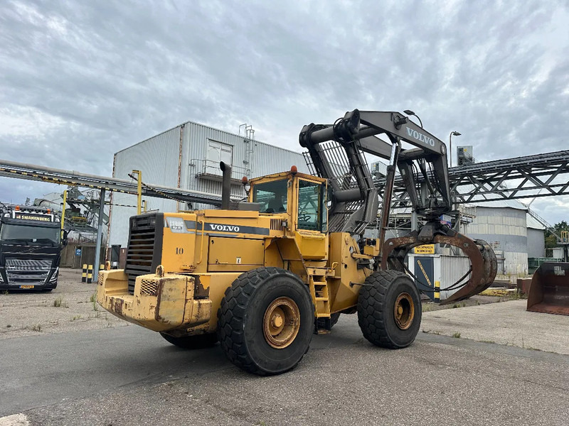 Volvo L180 C High Lift - Лесной прицеп: фото 2 Volvo L180 C High Lift - Лесной прицеп: фото 2