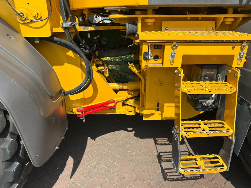 Новый Колёсный погрузчик Volvo L90 H: фото 13