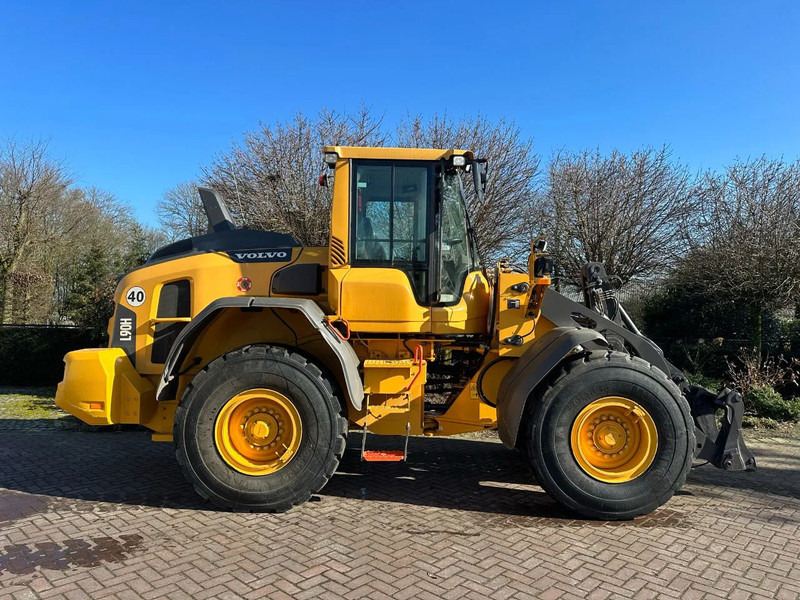 Volvo L90 H - Колёсный погрузчик: фото 5 Volvo L90 H - Колёсный погрузчик: фото 5